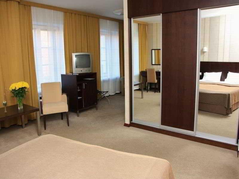 Hestia Hotel Maestro Old Town Талин Екстериор снимка