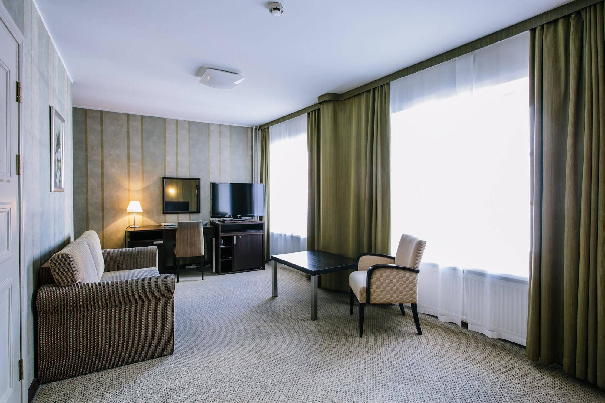 Hestia Hotel Maestro Old Town Талин Екстериор снимка